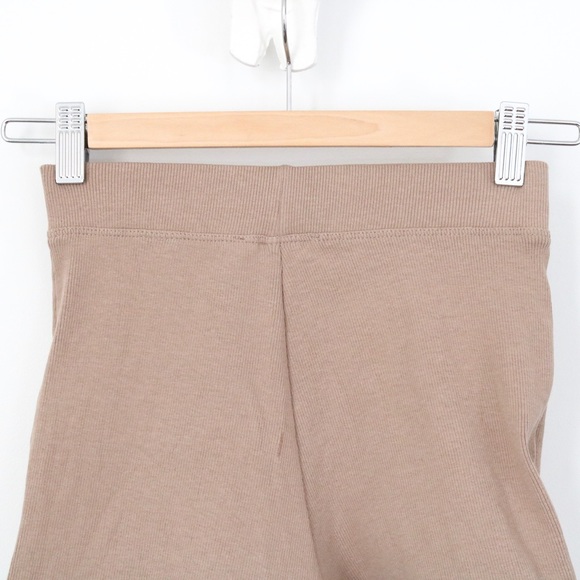 Zara Ribbed Shorts - Picture 5 of 6